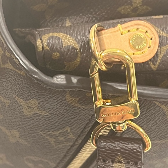 Louis Vuitton Canvas Pochette Metis - Picture 9 of 13